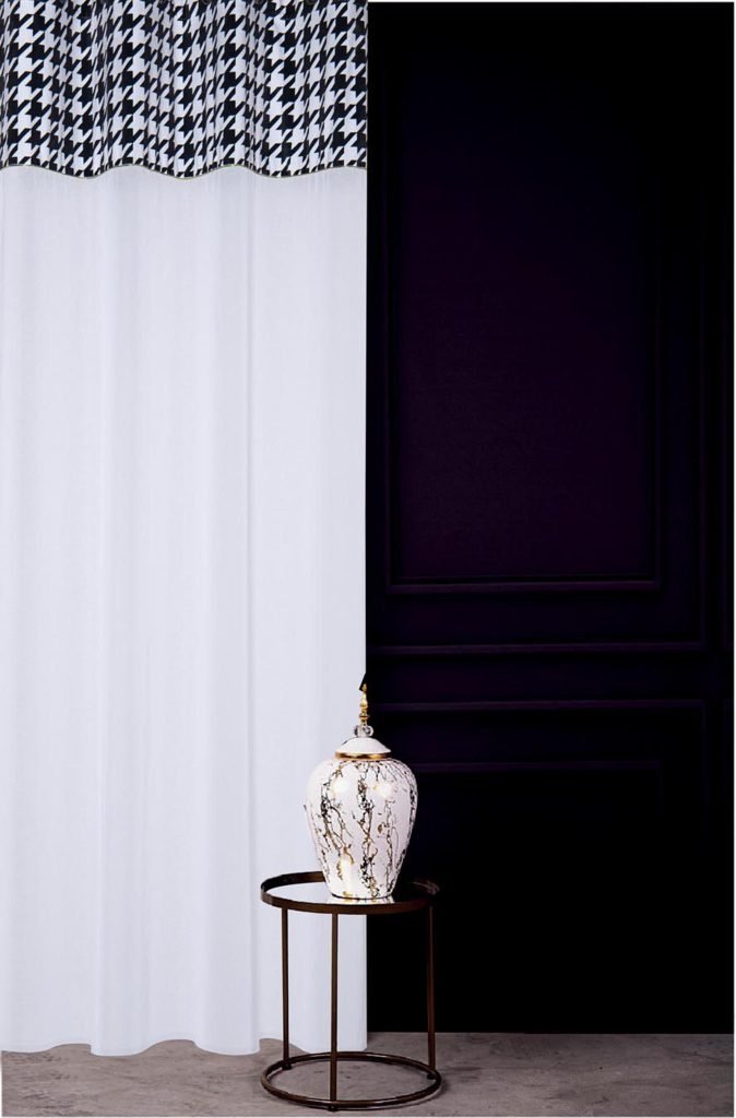 Firana Iconic Chic — biały / czarny / złoty, 140 × 270 cm, zdjęcie 1