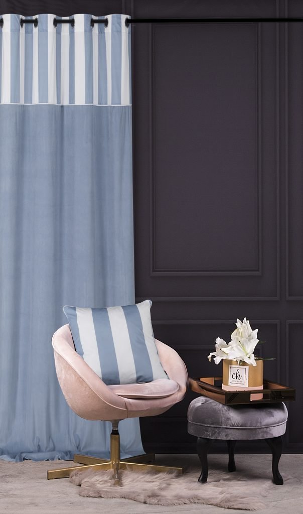 Zasłona Stripe Chic — błękitny, 140 × 270 cm, zdjęcie 1